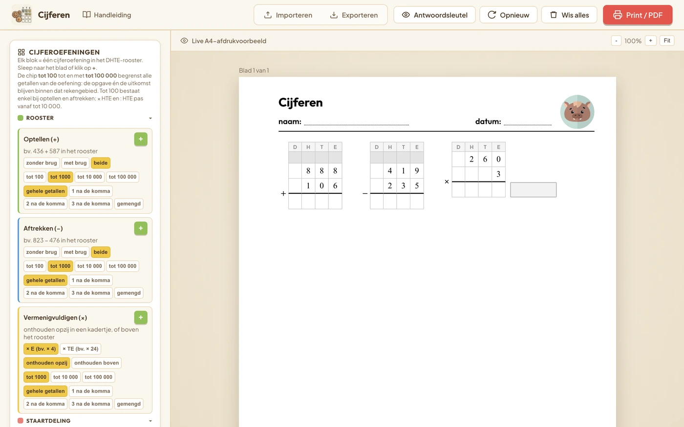 Een module in beeld: links het palet met kaarten en chips, rechts het werkblad met oefeningen erop.